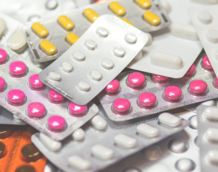 Sprzedaż subskrypcyjna suplementów diety analizowana przez UOKiK